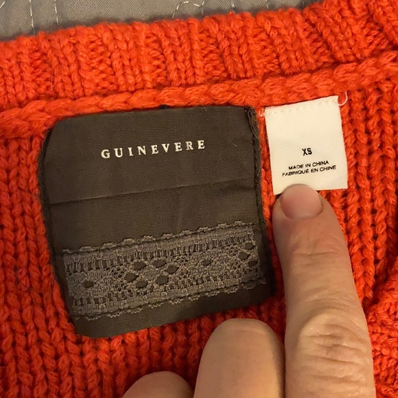 Guinevere Curved edge oversized sweater in Orange - Picture 8 of 10